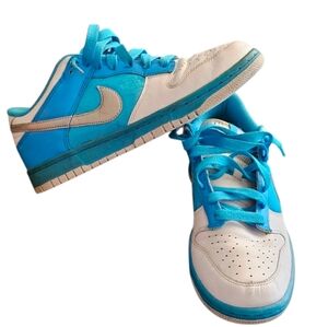 NIKE Sneakers NIKE DUNK LOW Women's Size 9 Men's Size 7.5 UNC Blue & White